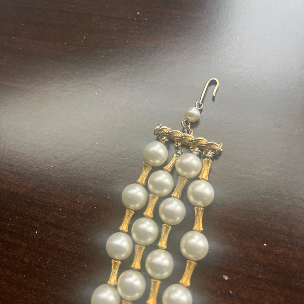 VINTAGE Alice Caviness Cream Multi-Strand Pearl Necklace - Picture 3 of 7